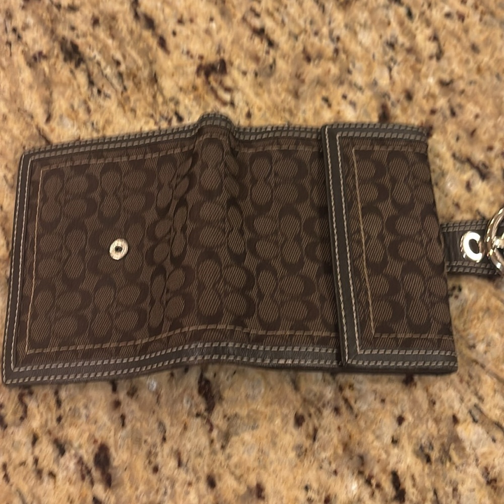 Coach Wallet - Picture 4 of 4